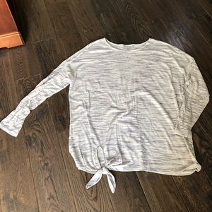 Over sized Maternity top.